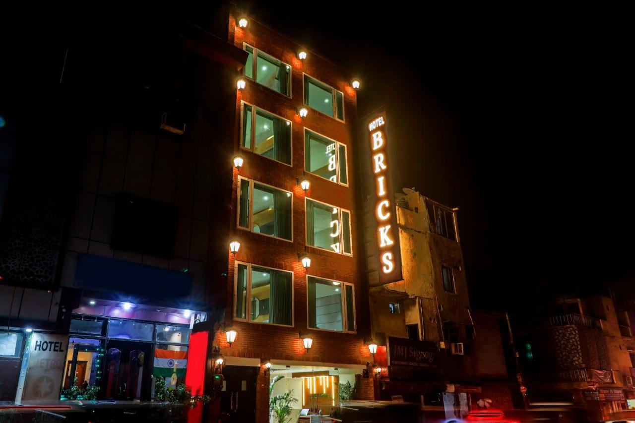Hotel Bricks, Karol Bagh, Nové Dillí Exteriér fotografie